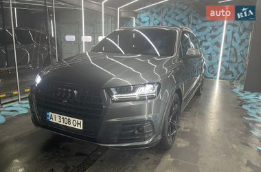 Audi Q7  2017