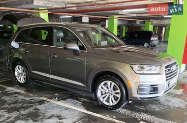 Audi Q7  2017
