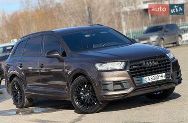 Audi Q7  2016