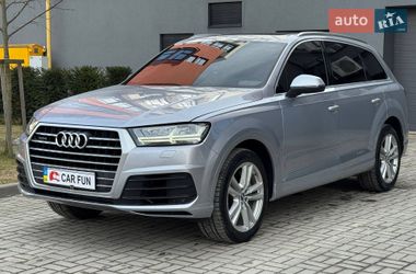 Audi Q7  2017