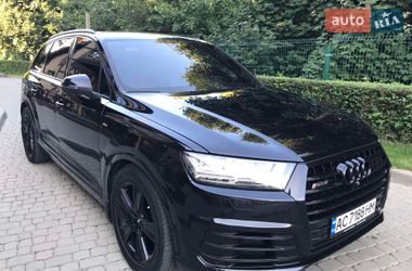 Audi Q7  2015