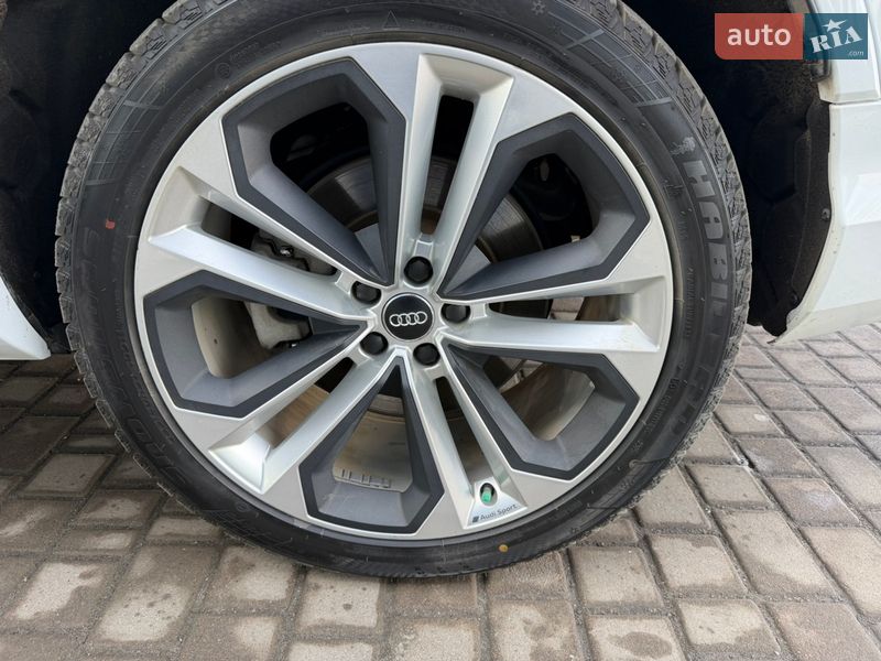 Внедорожник / Кроссовер Audi Q7 2020 в Львове