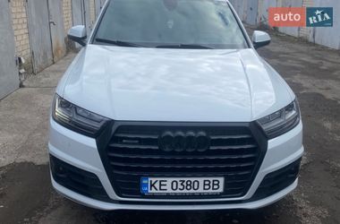 Audi Q7  2017