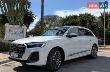 Audi Q7  2025