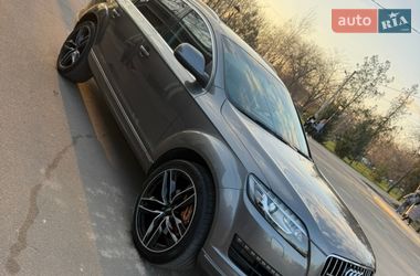 Audi Q7  2014