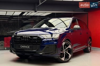 Audi Q7  2022