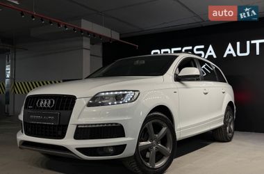 Audi Q7  2013