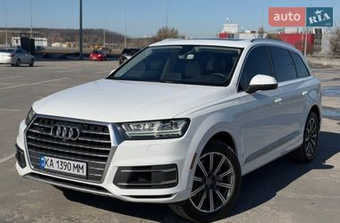 Audi Q7  2016