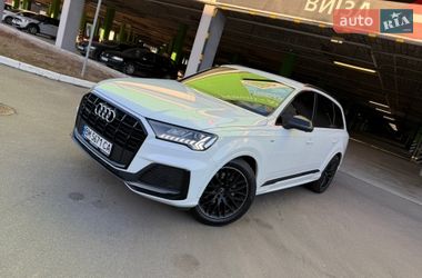 Audi Q7  2020