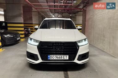 Audi Q7  2015