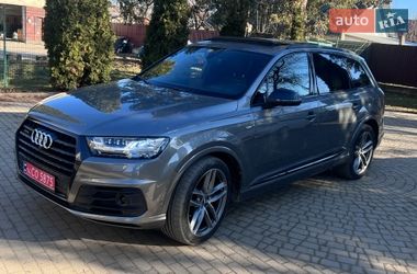 Audi Q7  2017