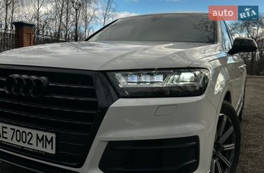 Audi Q7  2017