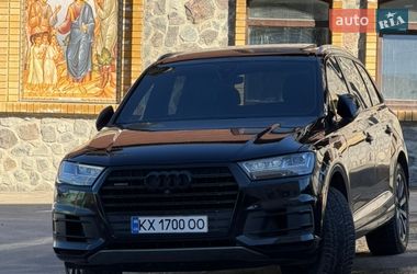 Audi Q7  2016