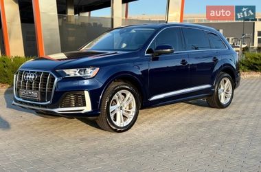 Audi Q7  2022