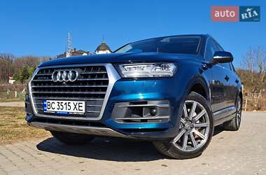 Audi Q7  2019