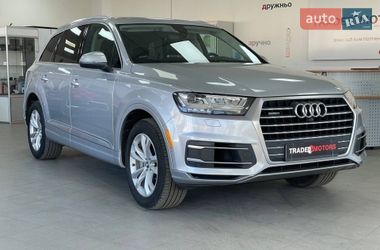 Audi Q7  2017