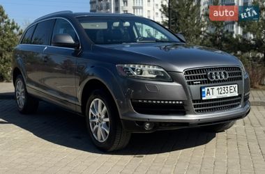 Audi Q7  2012