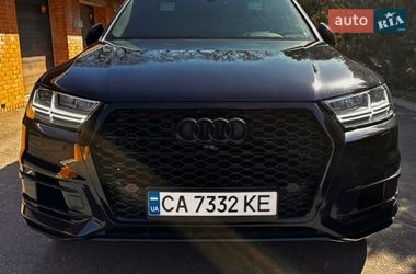 Audi Q7  2017