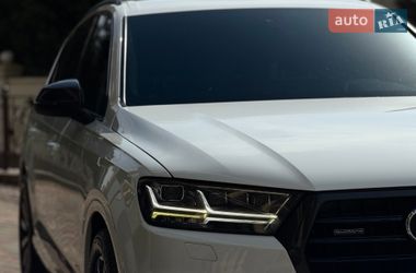 Audi Q7  2017
