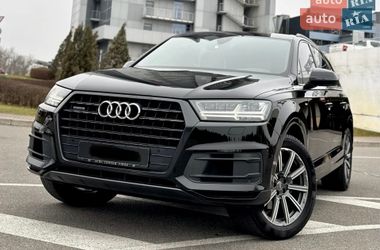 Audi Q7  2019