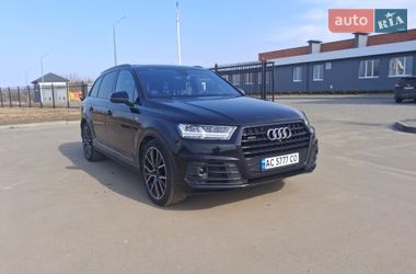 Audi Q7  2018