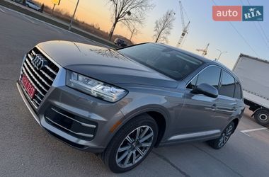 Audi Q7  2017