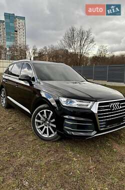 Audi Q7  2018