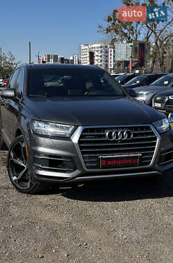 Audi Q7  2019