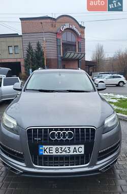 Audi Q7  2013