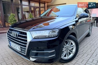 Audi Q7  2016