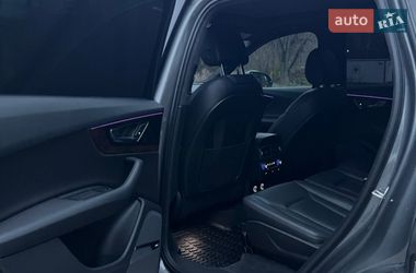 Позашляховик / Кросовер Audi Q7 2017 в Ужгороді