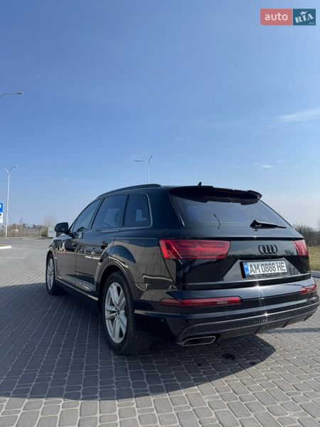 Внедорожник / Кроссовер Audi Q7 2016 в Коростышеве
