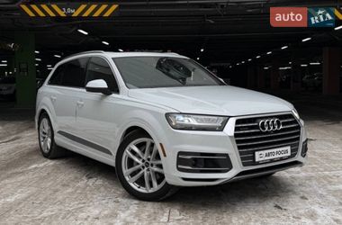 Audi Q7  2016