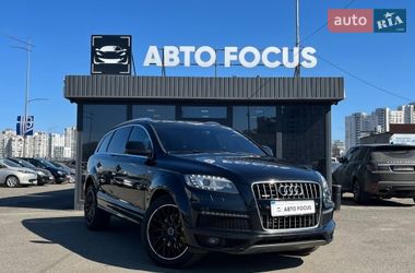 Audi Q7  2010
