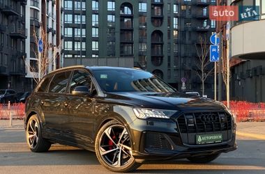 Audi Q7 2023