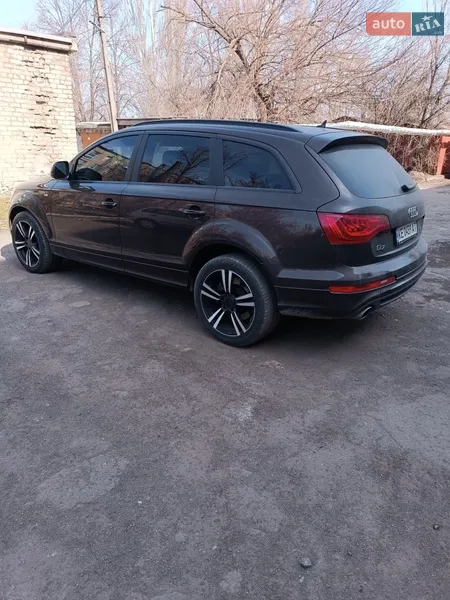 Audi Q7