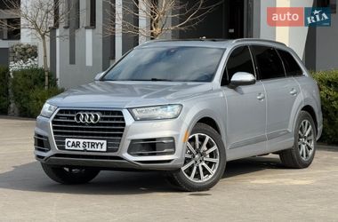 Audi Q7  2017