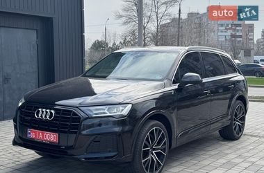 Audi Q7  2021