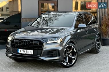 Audi Q7 2021