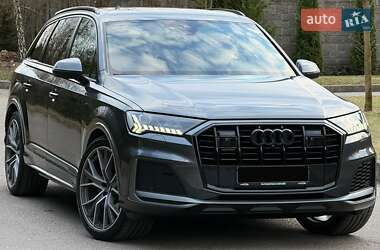 Audi Q7  2020