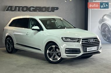 Audi Q7 2015