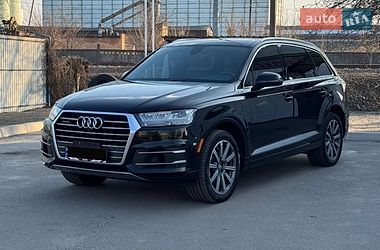 Audi Q7  2019