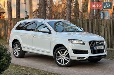 Audi Q7  2012