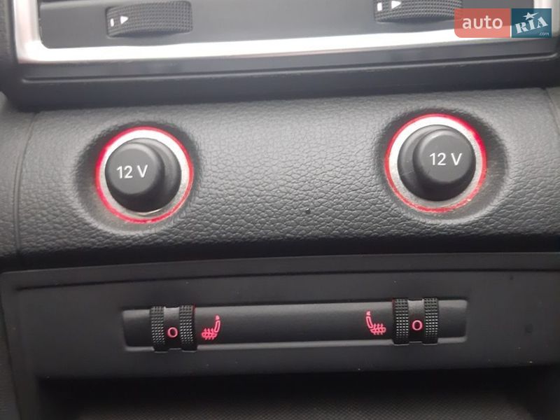 Внедорожник / Кроссовер Audi Q7 2015 в Киеве