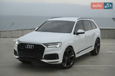 Audi Q7  2020