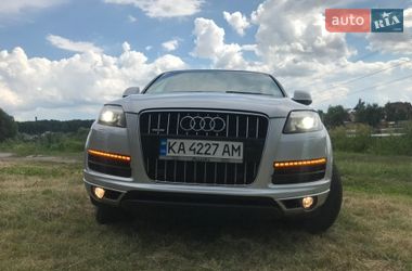 Audi Q7  2010