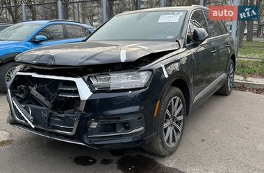 Audi Q7  2017