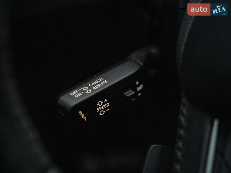 Позашляховик / Кросовер Audi Q7 2017 в Чернівцях