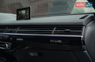 Позашляховик / Кросовер Audi Q7 2017 в Чернівцях
