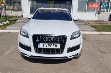 Audi Q7  2015